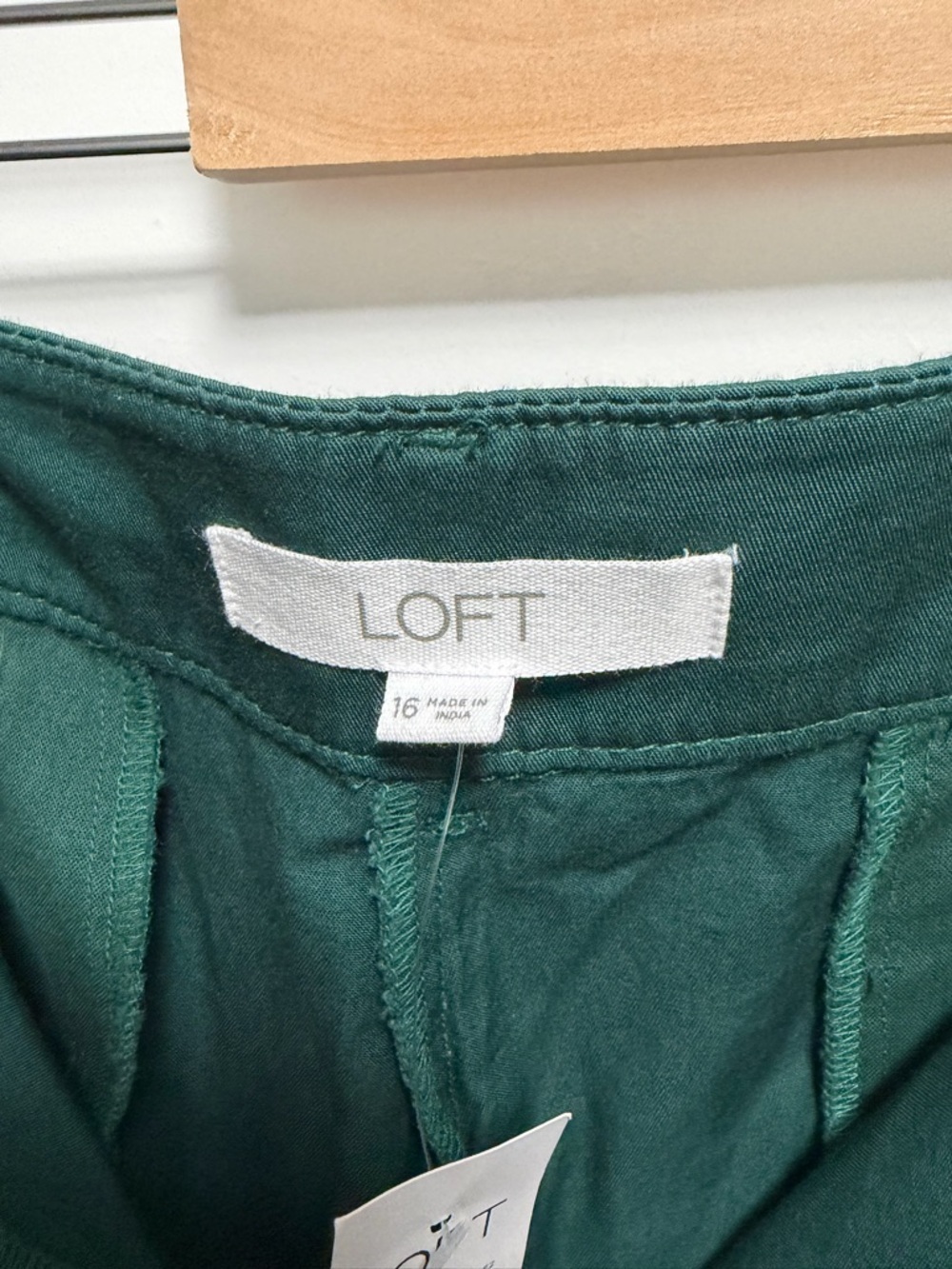 NWT LOFT Women's Green Wide Leg Pleated Crop Pants Size 16 100% Cotton - Picture 5 of 7
